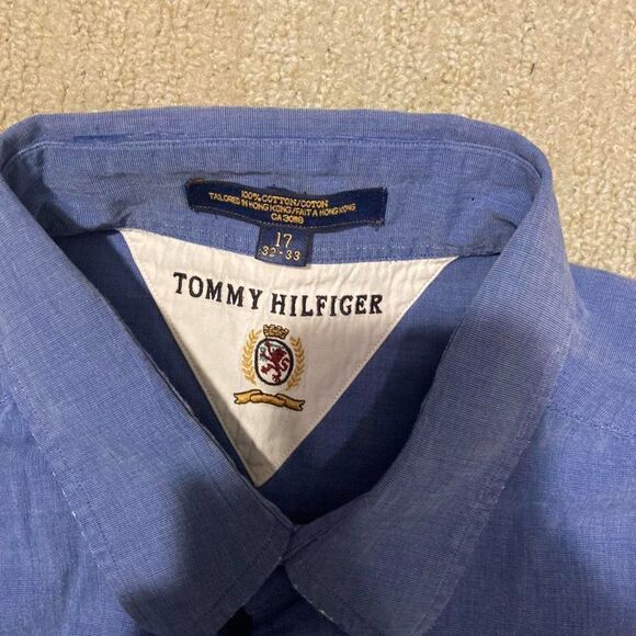 Tommy Hilfiger Button Down Long Sleeve Polo Sz 17 32-33 Fits like a Large - Picture 3 of 3